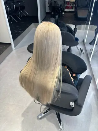 ロング カラー 透明感赤み消し レイヤー/髪質改善のヘアスタイル