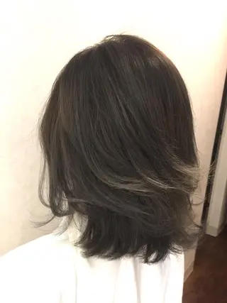 ミディアム 韓国レイヤーカット KOUKIのヘアスタイル