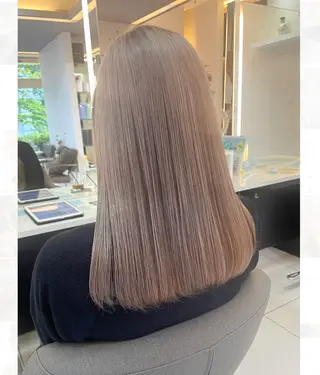 ロング 韓国/透明感カラー さなのヘアスタイル