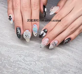 ネイル R inのネイルデザイン