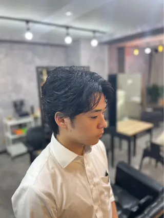 パーマ メンズ 曲がる縮毛矯正特化 柳【江坂駅すぐ】のヘアスタイル