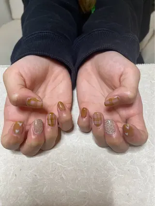 ネイル ZIA所属・小林 優花のネイルデザイン