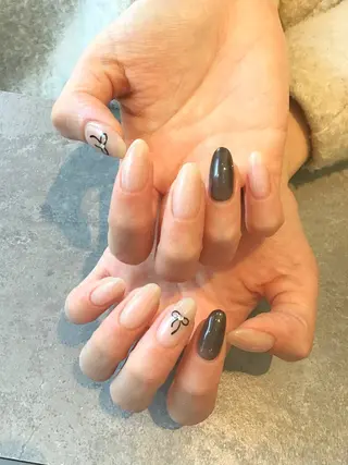 ネイル Nest 岩崎のネイルデザイン