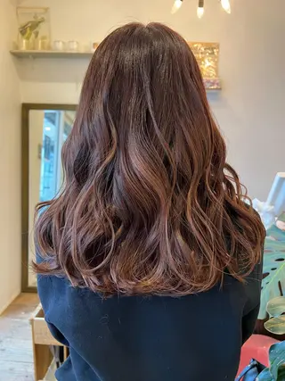 セミロング 山崎 和花のヘアスタイル