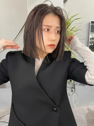 ショート カラー 倉辻 香奈子のヘアスタイル