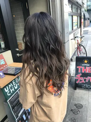 ロング カラー 山内 聡史のヘアスタイル