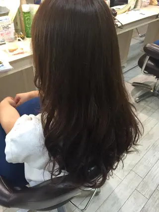 ロング 岩崎 裕司のヘアスタイル