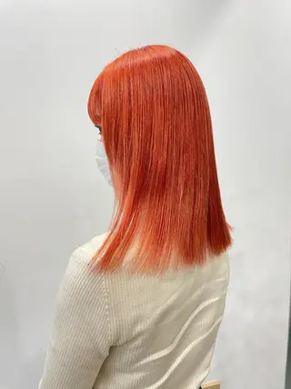 ミディアム カラー しの　ゆきの THE REMMYのヘアスタイル