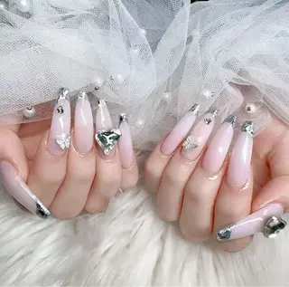 ネイル ＆ME アンドミーのネイルデザイン