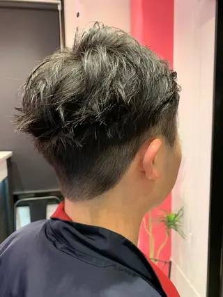 メンズ Co-Works所属・杉山 拓矢のヘアスタイル