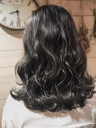 カラー ヘアアレンジ ミズタ マイのヘアスタイル