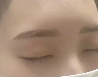 アイブロウ プティリボン🎀 歴5年以上アイリストのマツエク・マツパデザイン