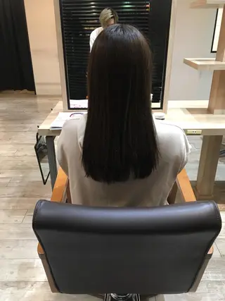 カラー ヨシダ フミノリのヘアスタイル