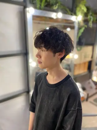 ショート パーマ メンズ 伊藤 裕也のヘアスタイル