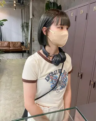 ミディアム カラー 暖色カラー/オリーブ /ミニボブ/白柳美空のヘアスタイル