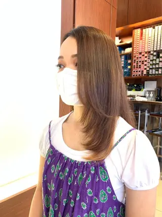 ロング 多田 純玲のヘアスタイル
