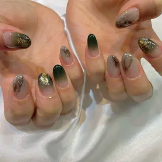 ネイル 糀屋 彩奈のネイルデザイン