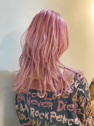 セミロング MIYU💋💖 〈XENA渋谷本店〉のヘアスタイル