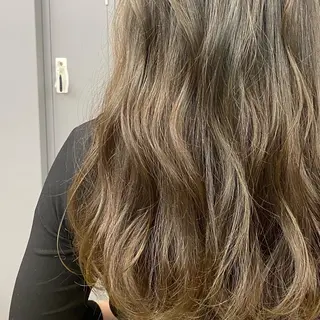 セミロング カラー 🫧ふじたまゆ🫧 レイヤーカット✂︎のヘアスタイル