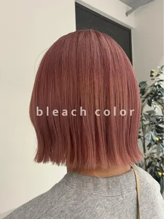 ミディアム カラー RINA🧤 デザインとボブのヘアスタイル