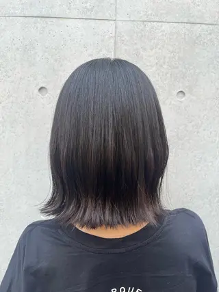 ミディアム カラー 菅野 紗弥のヘアスタイル