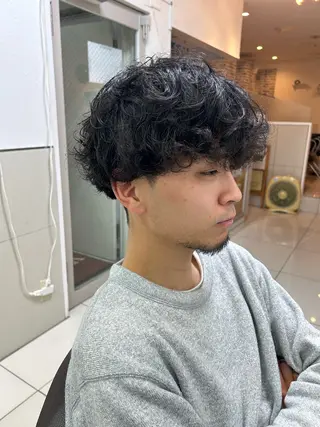パーマ メンズ 大内 雅生のヘアスタイル