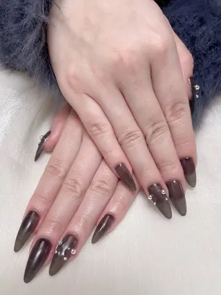 ネイル FanFan 長さ出し専門のネイルデザイン