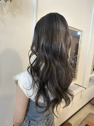 ロング カラー Sherry/R 三川町　木村祐里奈のヘアスタイル
