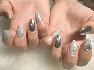 ネイル Ruri. hのネイルデザイン