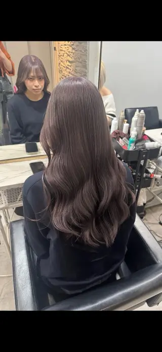 ロング 🩶ブリーチ/ レイヤー🩶フミカのヘアスタイル