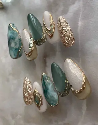 ショート OAK所属・OAK Nazunaのネイルデザイン