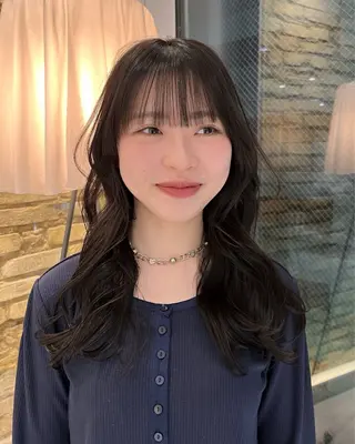セミロング hair make BEHIVE ichibancho AVEDA所属・渡邉  日向子 🌙レイヤー・パーマのヘアスタイル