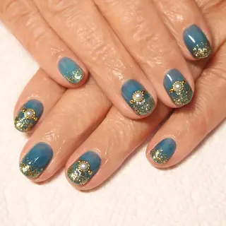 ネイル 山田 麻衣のネイルデザイン