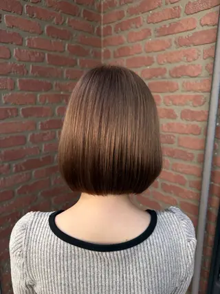 ショート カラー 中田 こころのヘアスタイル