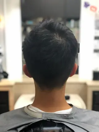 ショート メンズ パーマ特化 三浦楓雅のヘアスタイル