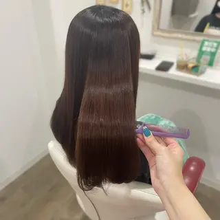 ロング Jewel Box所属・髪質改善ストレート 特化⭐️杉本奈稀沙のヘアスタイル