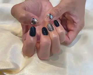 ネイル 友田 晴香のネイルデザイン