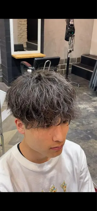 ショート パーマ Re.Meiro(リ・メイロ)所属・メンズカット/ 沖縄市/村田亮太のヘアスタイル