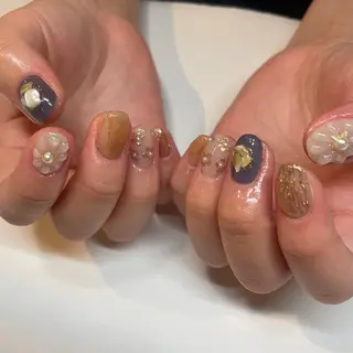 ネイル Manon Yuiのマツエク・マツパデザイン