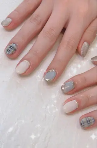 ネイル ecru エクリュのネイルデザイン