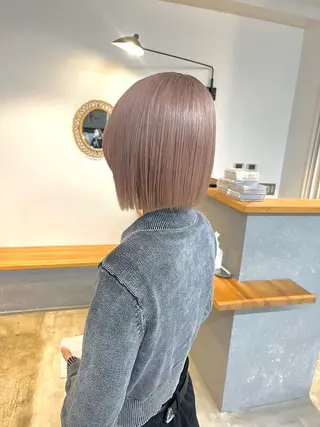 ショート カラー ハイトーンカラ ー/小川のヘアスタイル