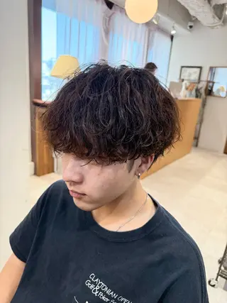 パーマ メンズ 岡本 太陽☀️のヘアスタイル