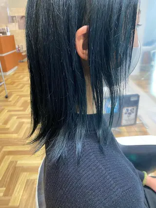 ミディアム 高木 麻知子のヘアスタイル