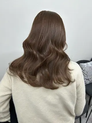カラー ETOILE所属・上田 美尋(Mihiro)のヘアスタイル