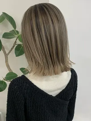 ミディアム カラー 渋谷ブリーチカラー 韓国ヘアyuikoのヘアスタイル