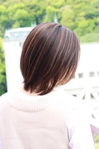 ショート カラー Viage （ビアージュ）のヘアスタイル