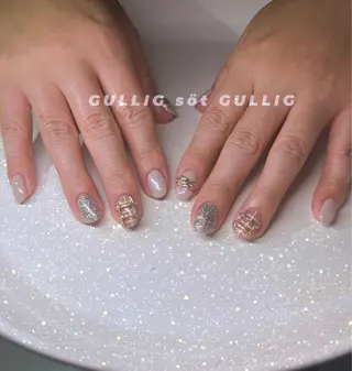 ネイル GULLIG söt GULLIGのネイルデザイン