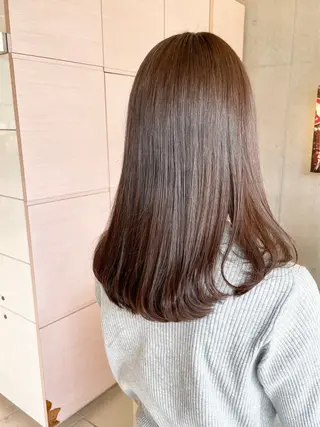 ロング カラー 岡井 桃花のヘアスタイル