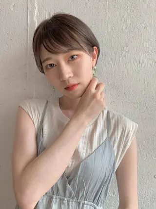 ショート カラー Fuuu《フゥ》所属・シノザキ シンゴのヘアスタイル