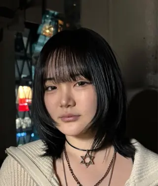 ミディアム JE SUIS HEUREUSE所属・ニュアンスヘア ★リョウカ★のヘアスタイル